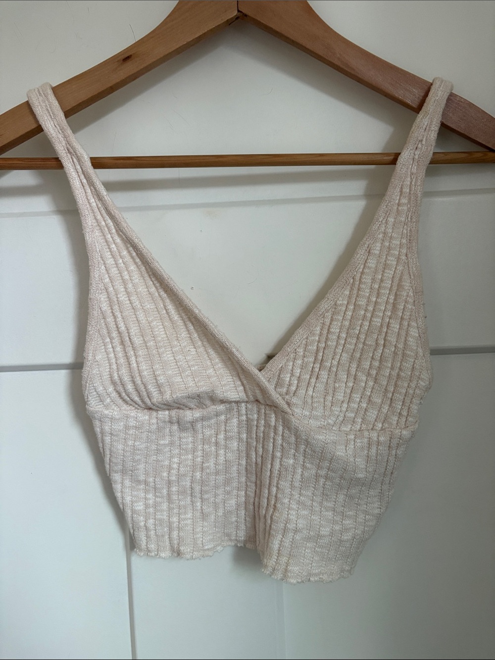 H&M Ribbed Knit V-Neck Cropped Tank — Beige